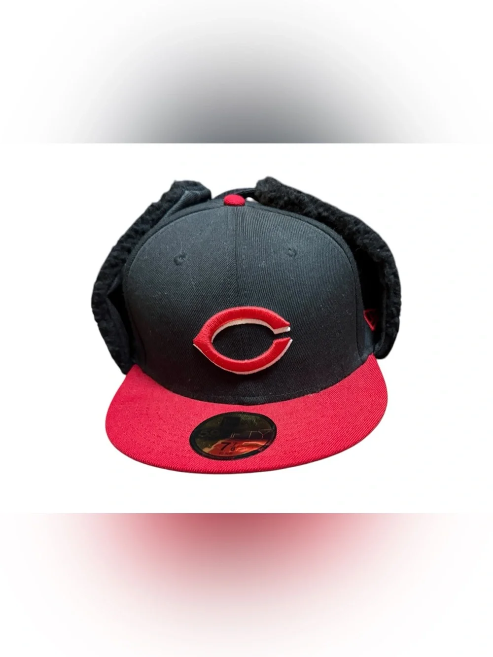 Cincinnati Reds MLB Sherpa Lined Dog Ear New Era 59FIFTY Fitted Hat 7 7/8